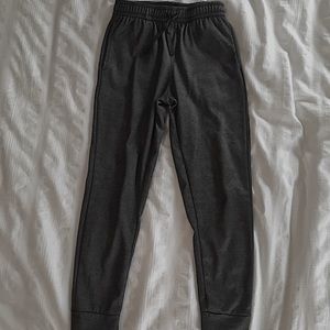 GREY JOGGERS